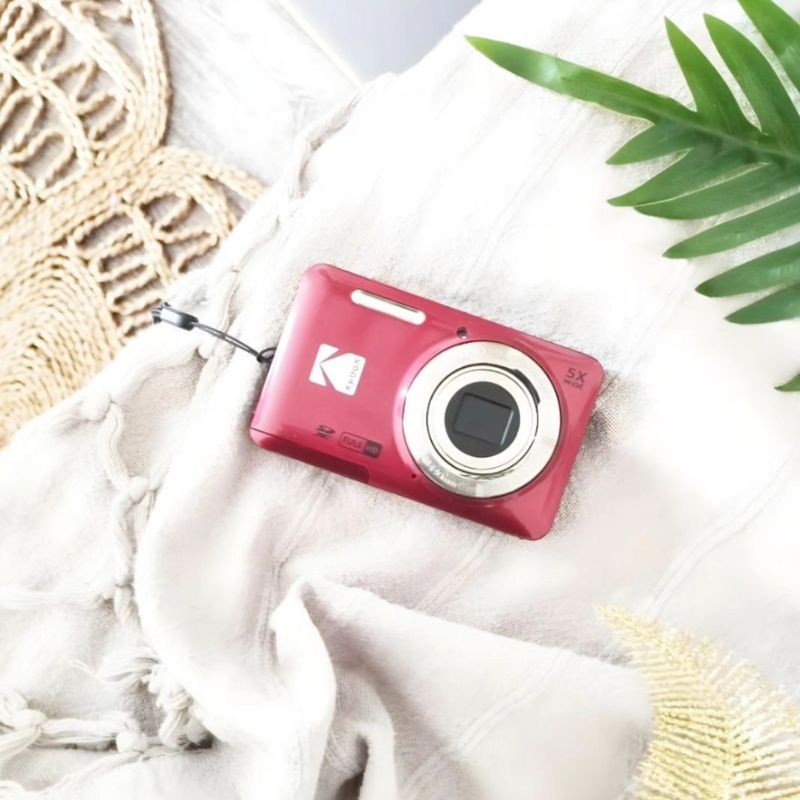 Refurbished Compact Camera Kodak PixPro FZ55 - 63MB internal memory