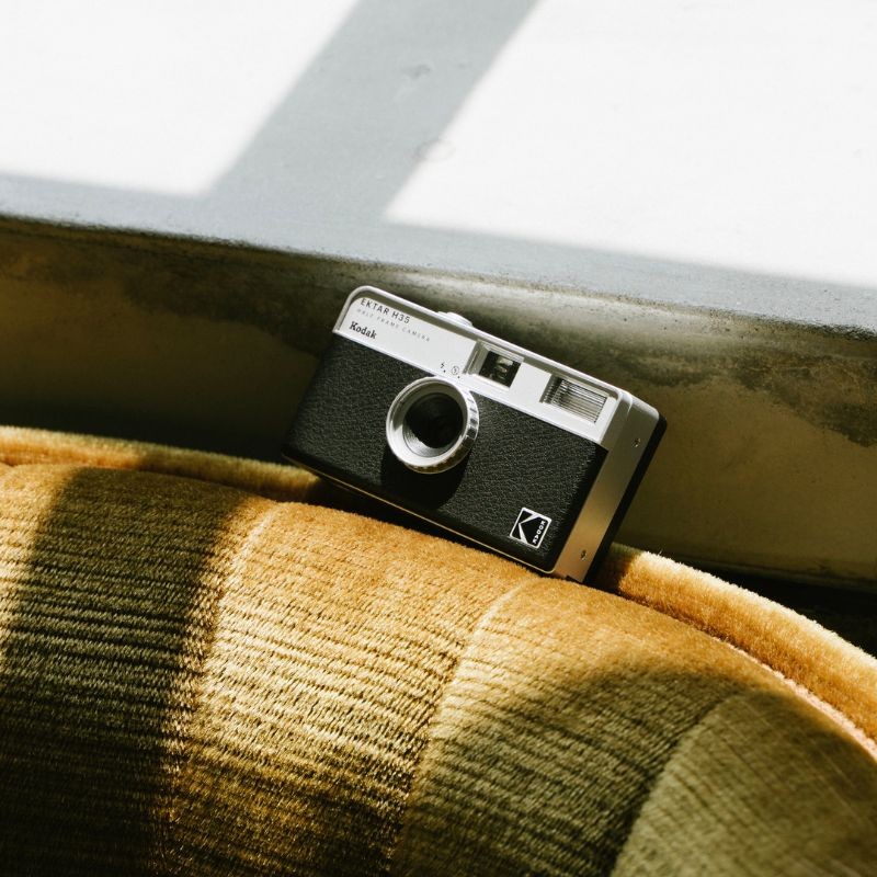 Pack Appareil Photo Argentique Kodak Ektar H35 + 1 Pellicule Ultramax 400 ISO 24 Poses